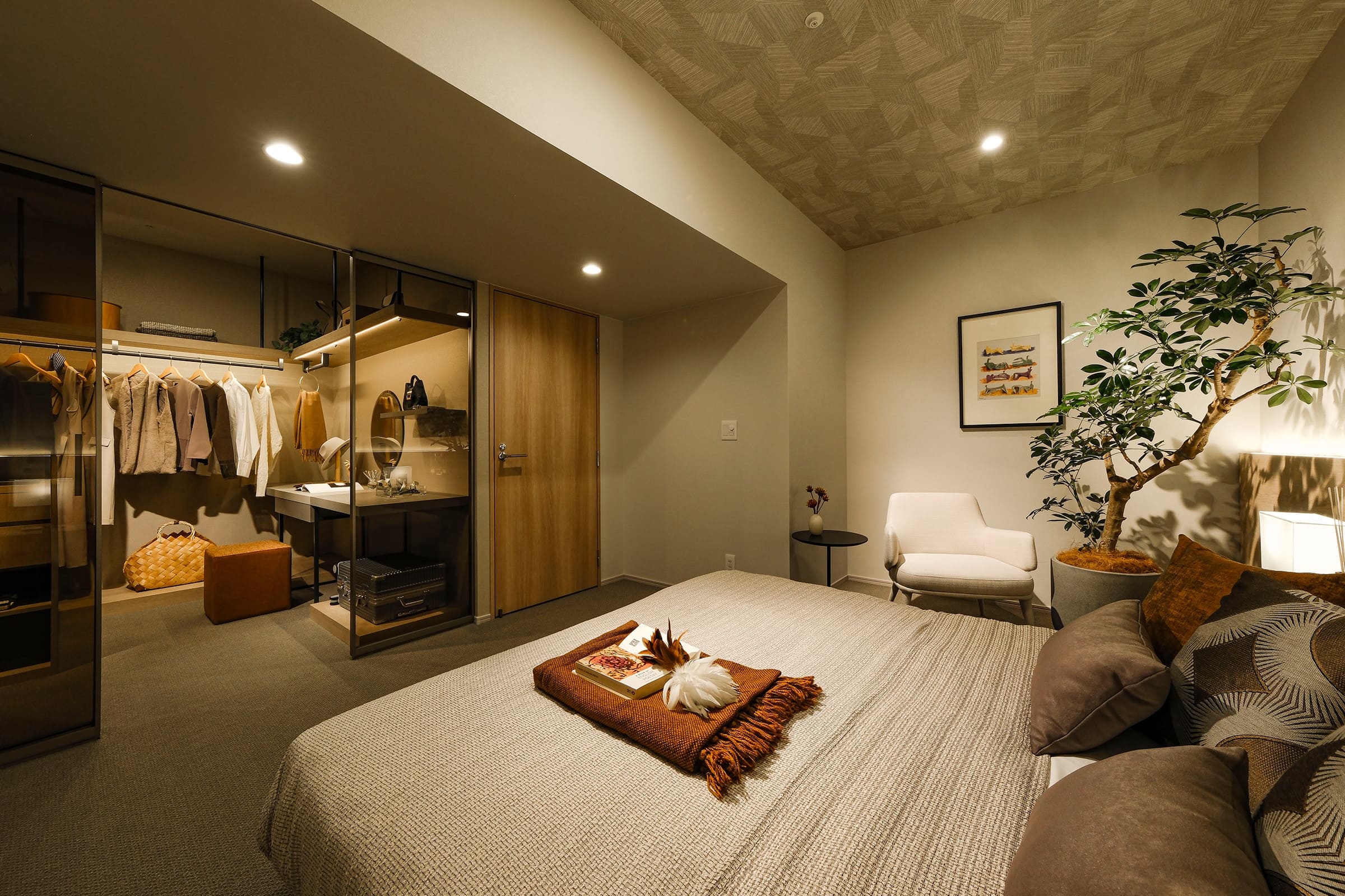 PRIVATE ROOM